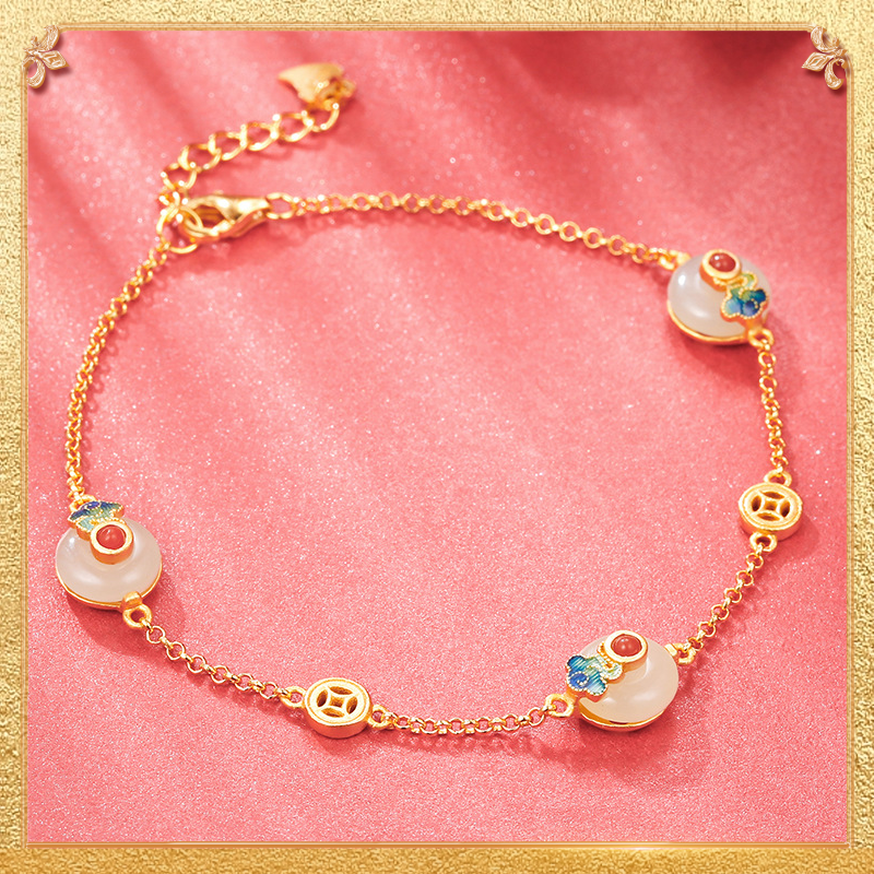 the first display of the favourable clouds bracelet