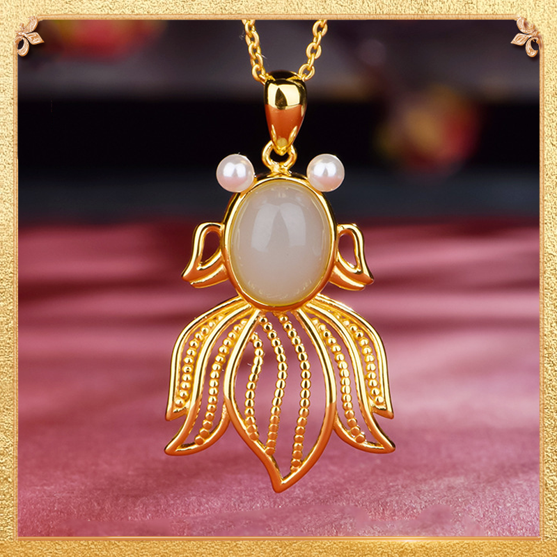 the first display of the lucky fish pendant