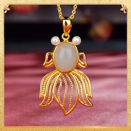 the first display of the lucky fish pendant