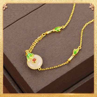 the third display of the rising steadily bracelet