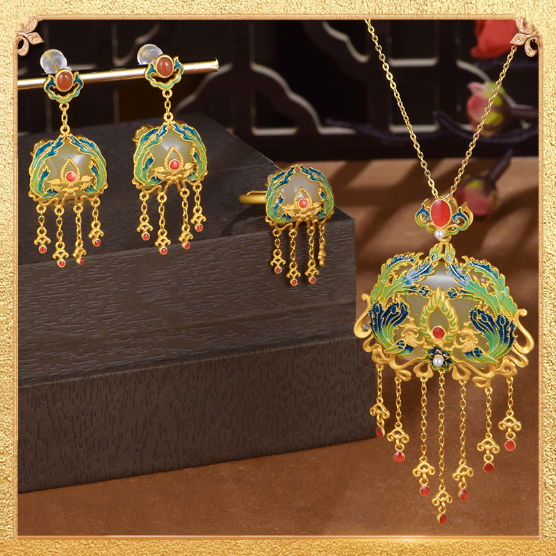 the second display of the phoenixes earrings