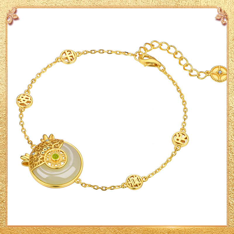 close-up shot display of the cute dragon bracelet