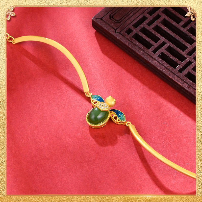 the first display of the bee bracelet