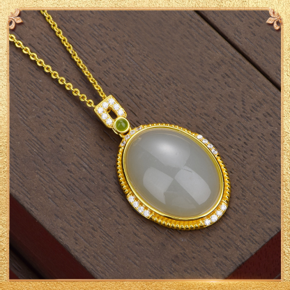 the third display of the auspicious fortune pendant