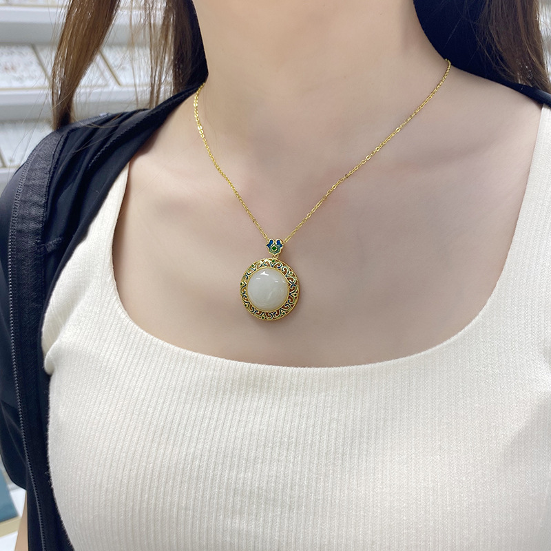 Hetian Jasper "Butterfly Whisper" Bright Gold Necklace (Model K1408)