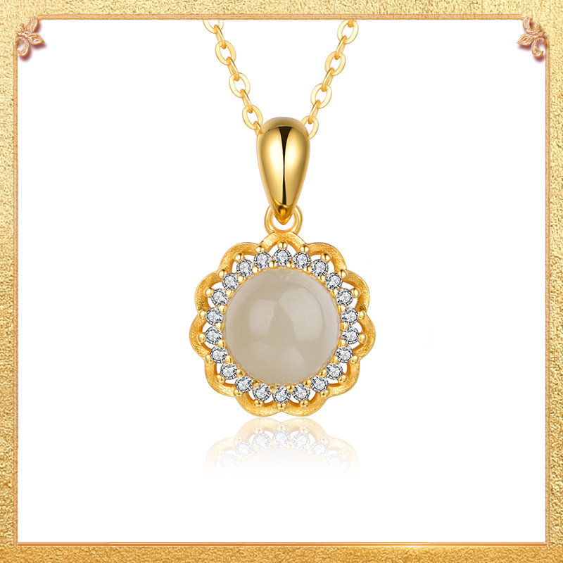 close-up shot display of the baby's breath pendant