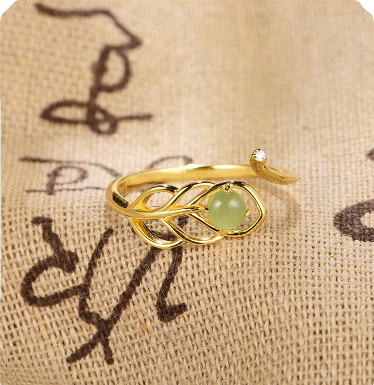 Maple Leaf Ring - Design Echoes Nature's Love & Spirit