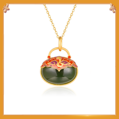 close-up shot display of the phoenix nirvana pendant