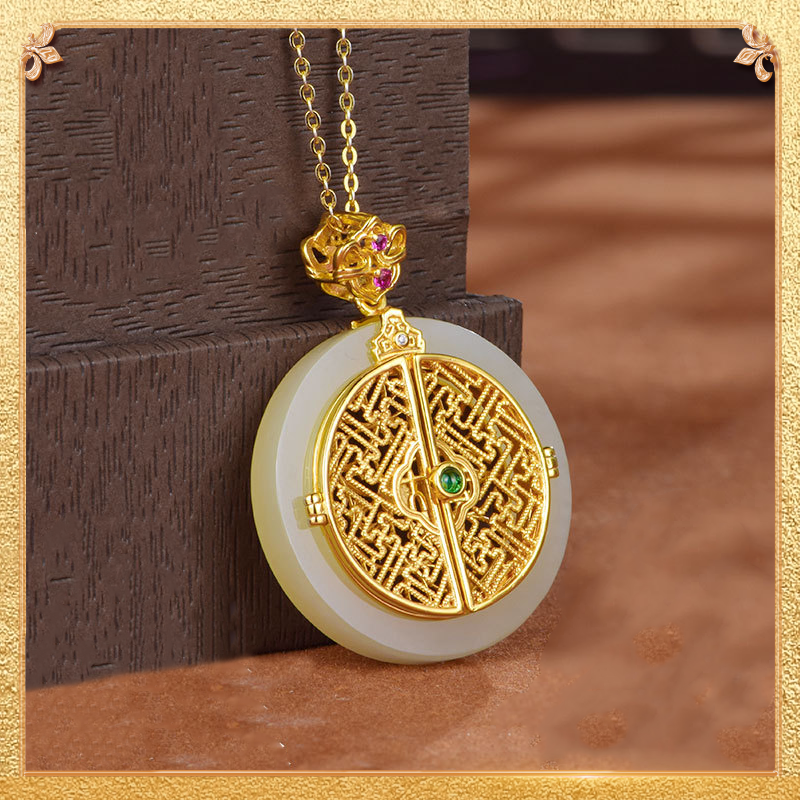 the second display of the good luck Pendant