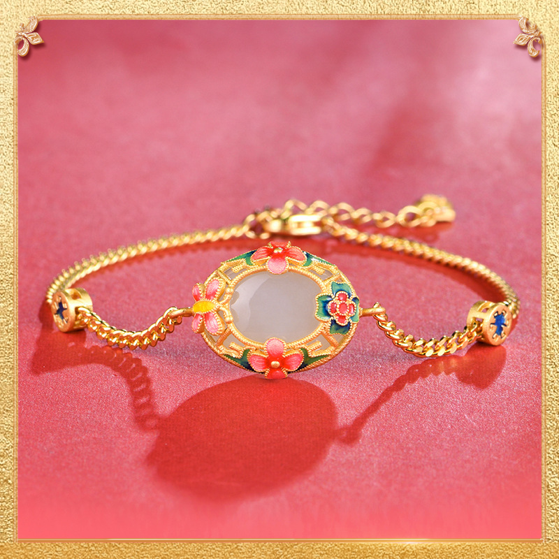 the second display of the blossomed bracelet