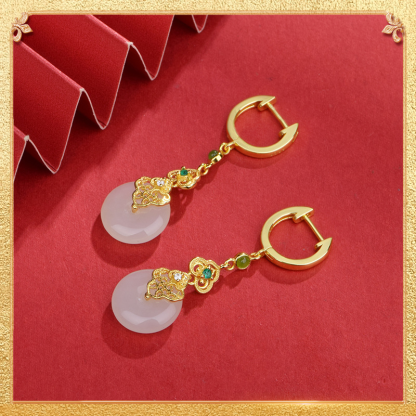 the second display of the Ping'an Earrings
