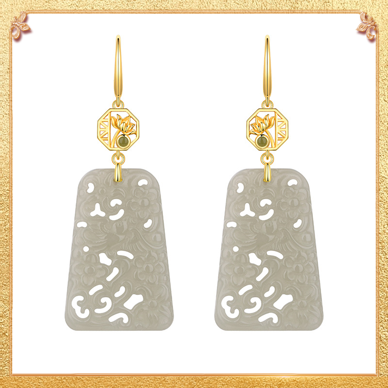 close-up shot display of the luck-plus earrings