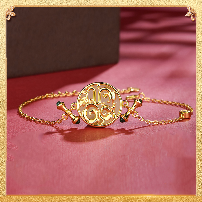 the first display of the dragon and phoenix bracelet