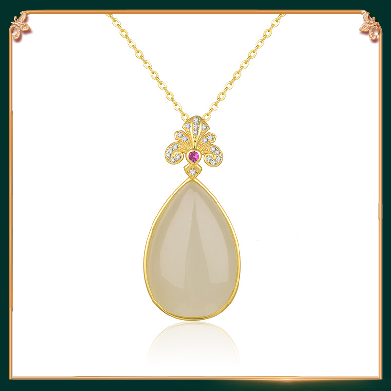 detail display of the pearl-like jade pendant