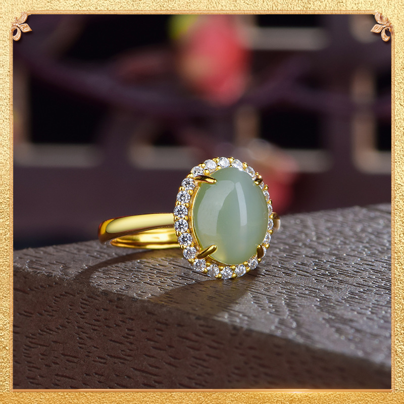 Chrysoberyl cat's eye ring - It’s a beacon of good fortune