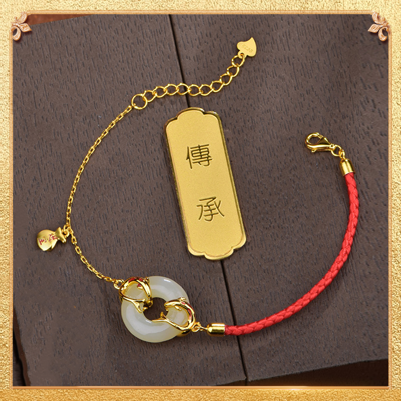 the first display of the dolphin bracelet