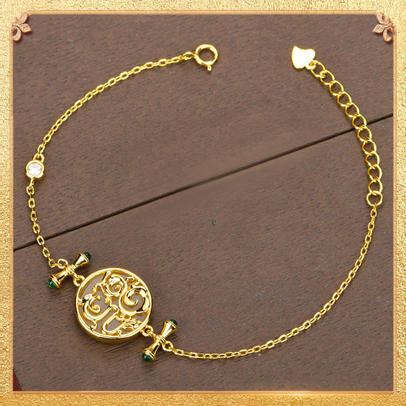 the third display of the dragon and phoenix bracelet