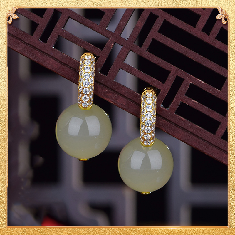 the first display of the baby's breath earrings