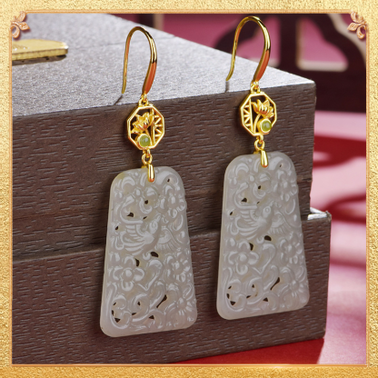the second display of the luck-plus earrings