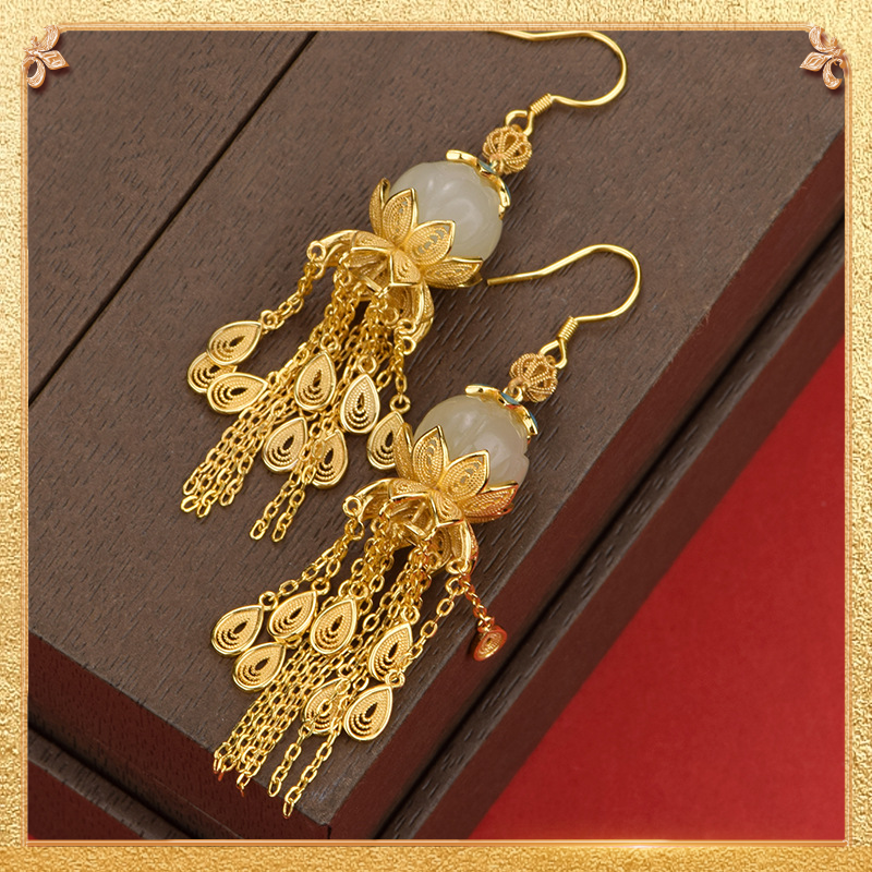 the second display of the filigree tassels earrings