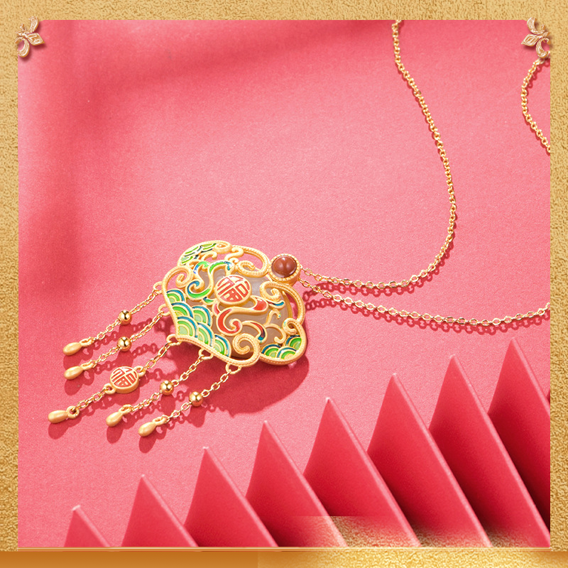 the third display of the phoenix ruyi lock pendant