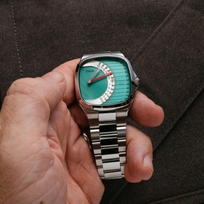 Timeline Retrograde Automatic Watch– Mint Dial