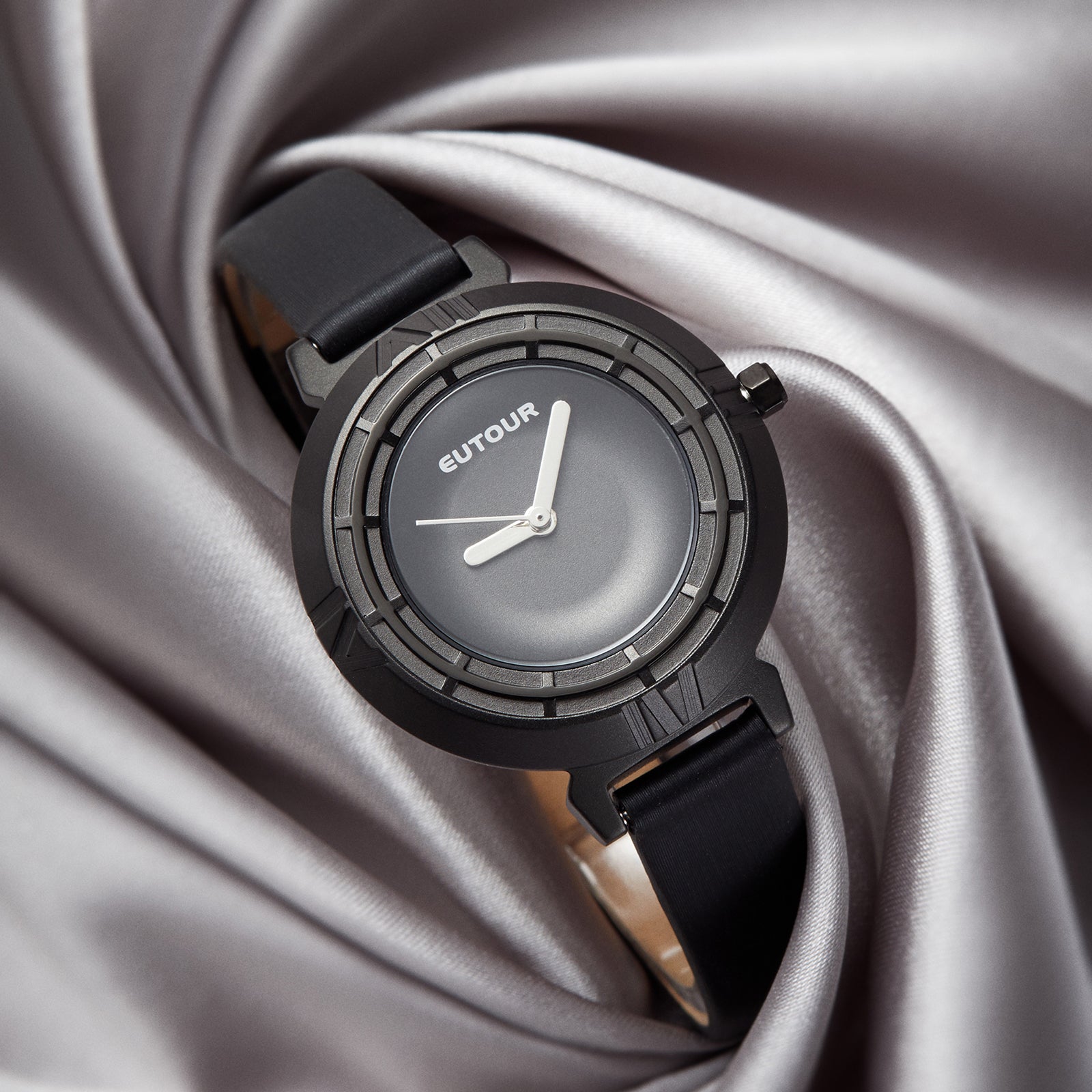 EUTOUR Elegance Quartz Women's Watch Analog U044