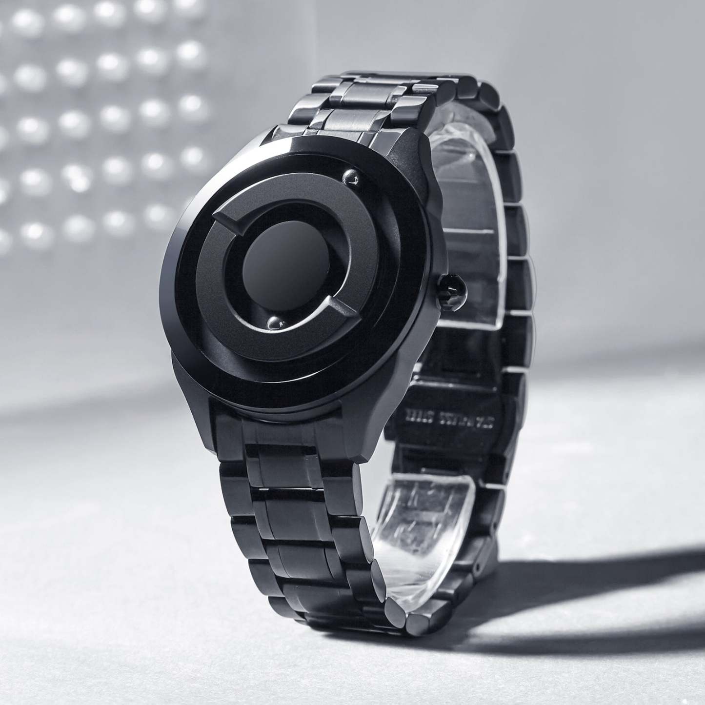 EUTOUR Magnetic Two Tone Watches