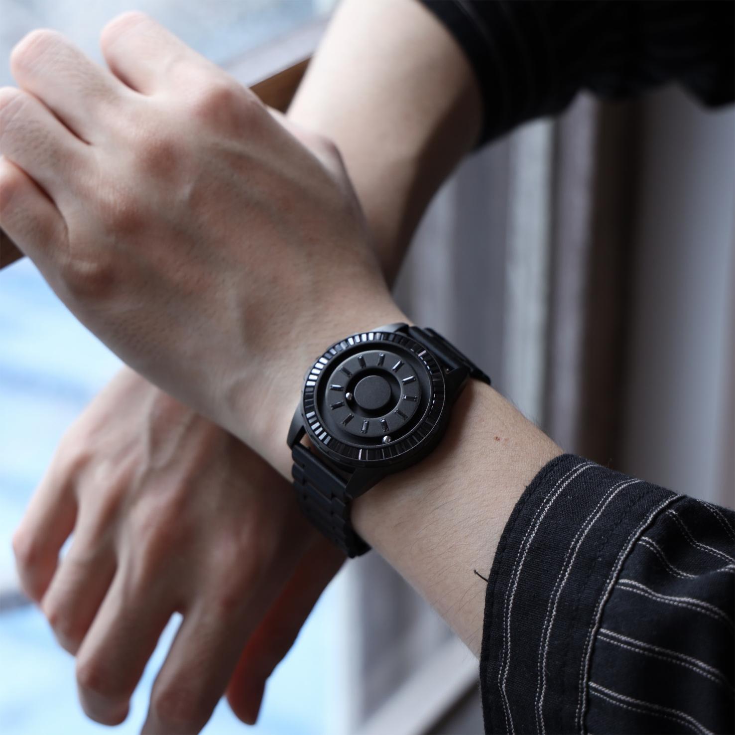 EUTOUR Magnetic Fancy Quartz Watches