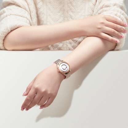 EUTOUR Magnetic Mens & Women Two Tone Watch