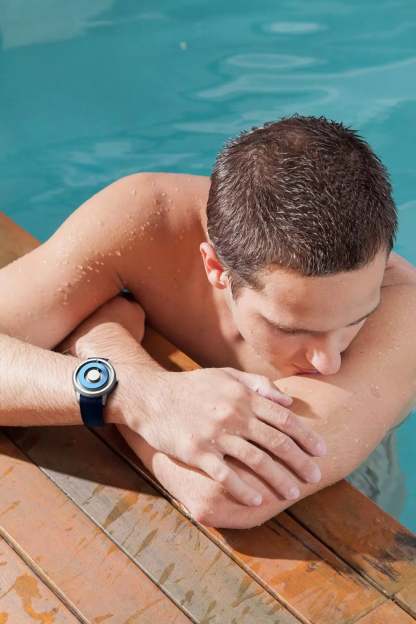 EUTOUR Stardard Quality Magnet Watch Classic 5 ATM Water proof