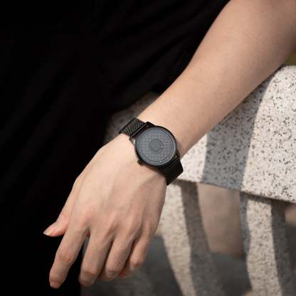 EUTOUR Magnetic Minimalist Watch U040D