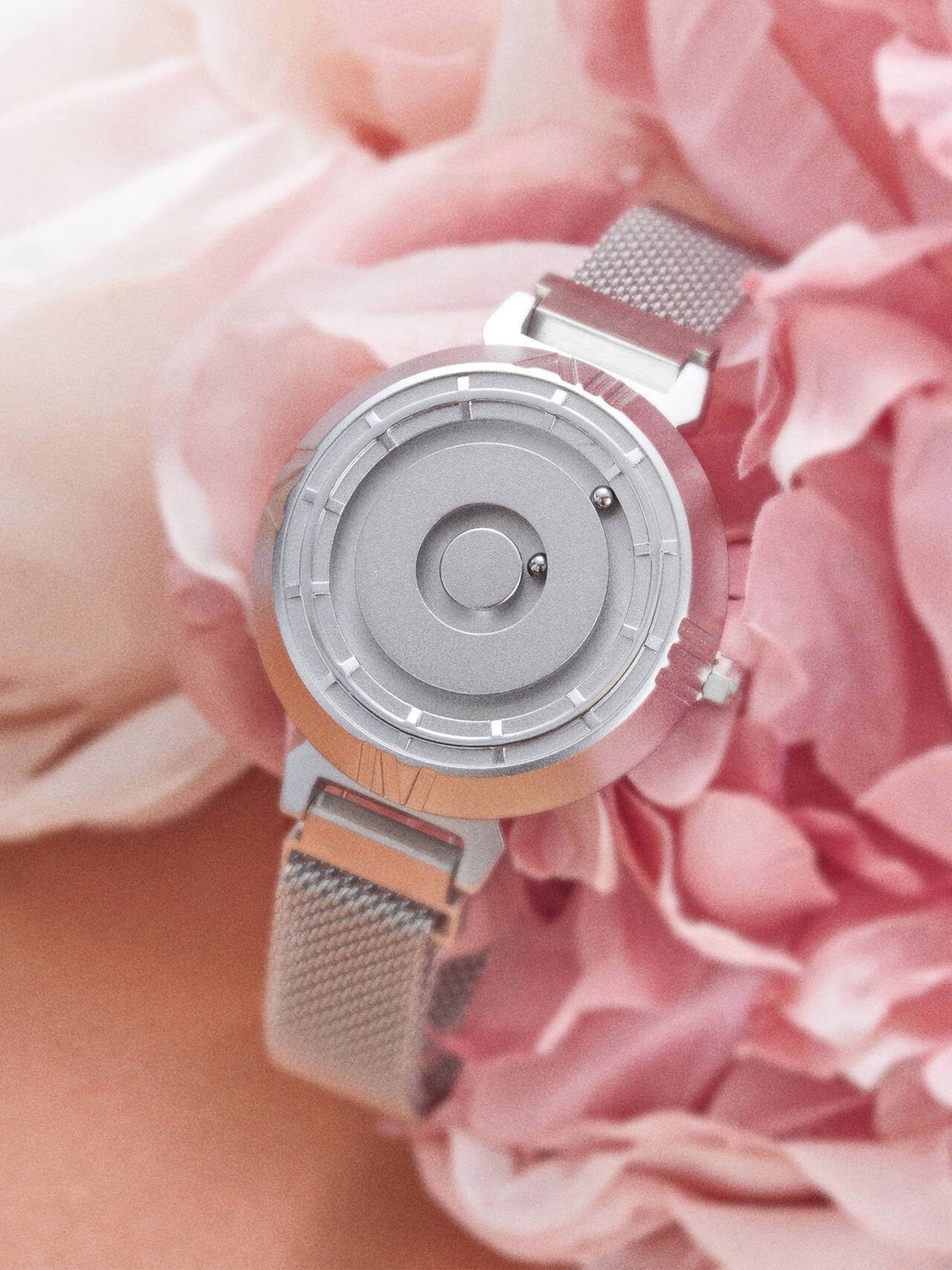 EUTOUR Magnet Watch For Women