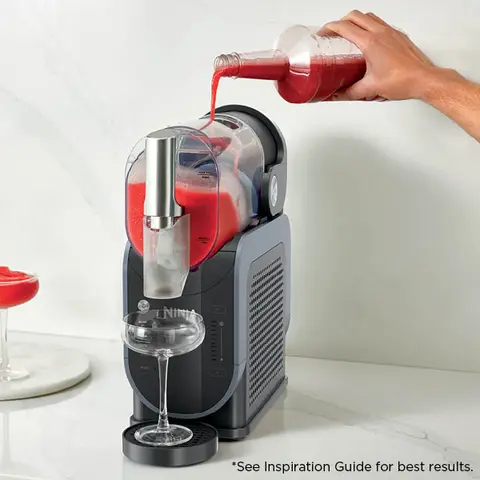 Easy-fill vessel Easy to fill up, top off, and remove for cleaning. Creates slush quickly and keeps drinks frozen for up to 12 hours.*