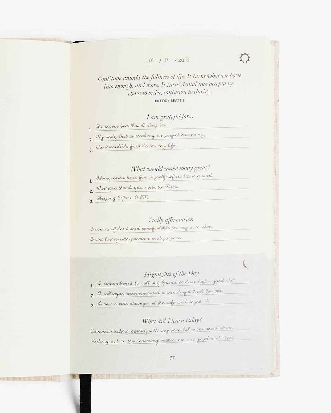 The Five Minute Journal - Original Daily Gratitude Journal for Women & Men - Mindfulness, Happiness & Daily Reflection - Undated Planner - Affirmation Journal - Gifts for Women