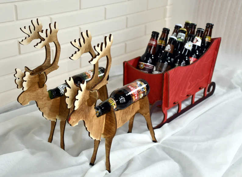 🦌🛷Deer And Sleigh - Wood Beer Bottle Display Home Decor