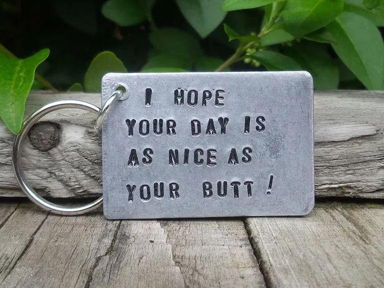 💖Funny Keychain Gifts for Him&Her