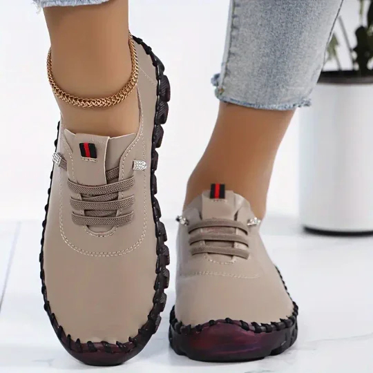 2024 Comfortable Genuine Leather Sneakers Walking Shoes