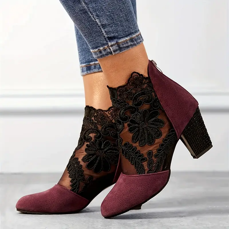 Women s Floral Lace Ankle Boots Fashionable Pointed Toe details 4