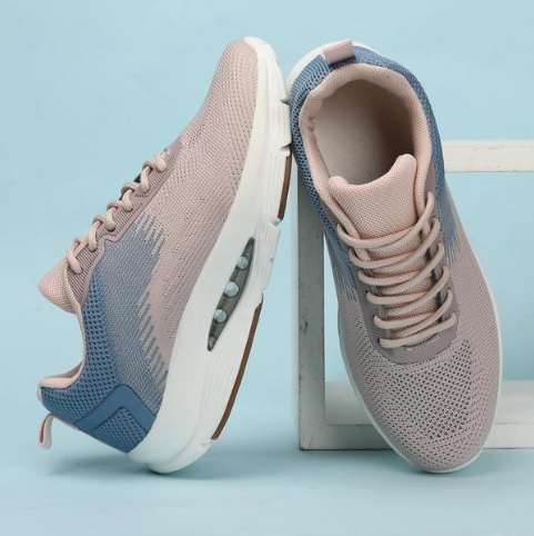 Women's Sporty Lace Up Low Top Sneakers