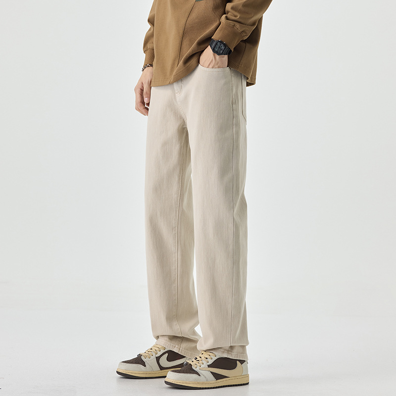 Men’s Clean Fit Vintage White Straight-Leg Jeans