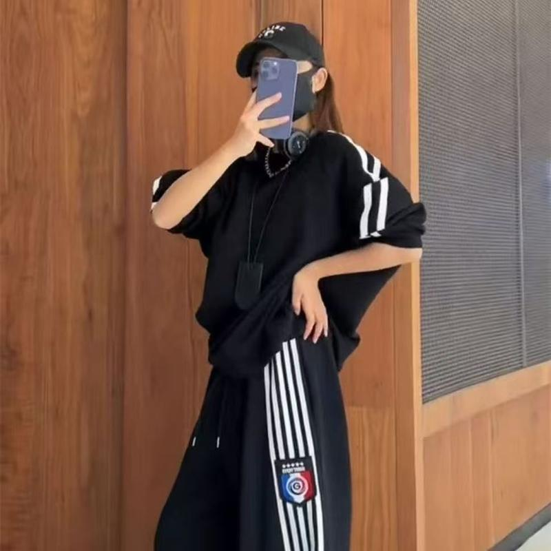 Women’s Casual Sweatshirt & Wide-Leg Pants Set