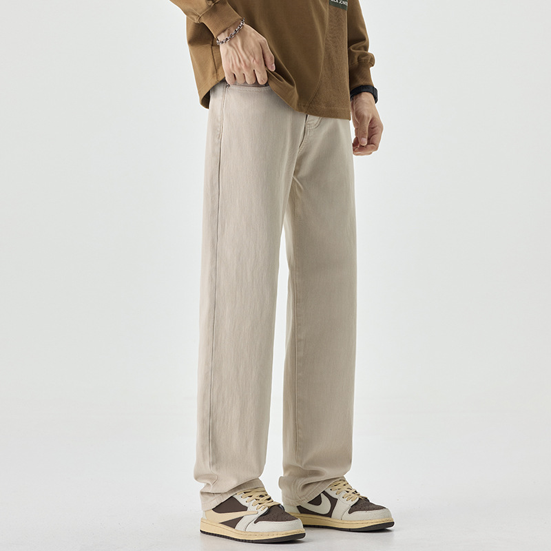 Men’s Clean Fit Vintage White Straight-Leg Jeans