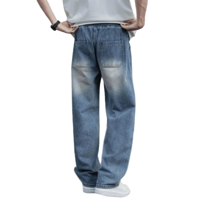 Men’s Relaxed Straight-Leg Wide Jeans