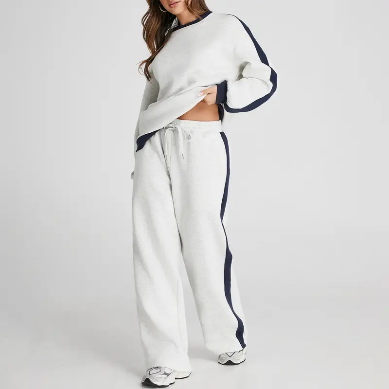Women's 2-Piece Colorblock Fleece Sweatsuit – Relaxed Sweatshirt & Straight-Leg Pants Set