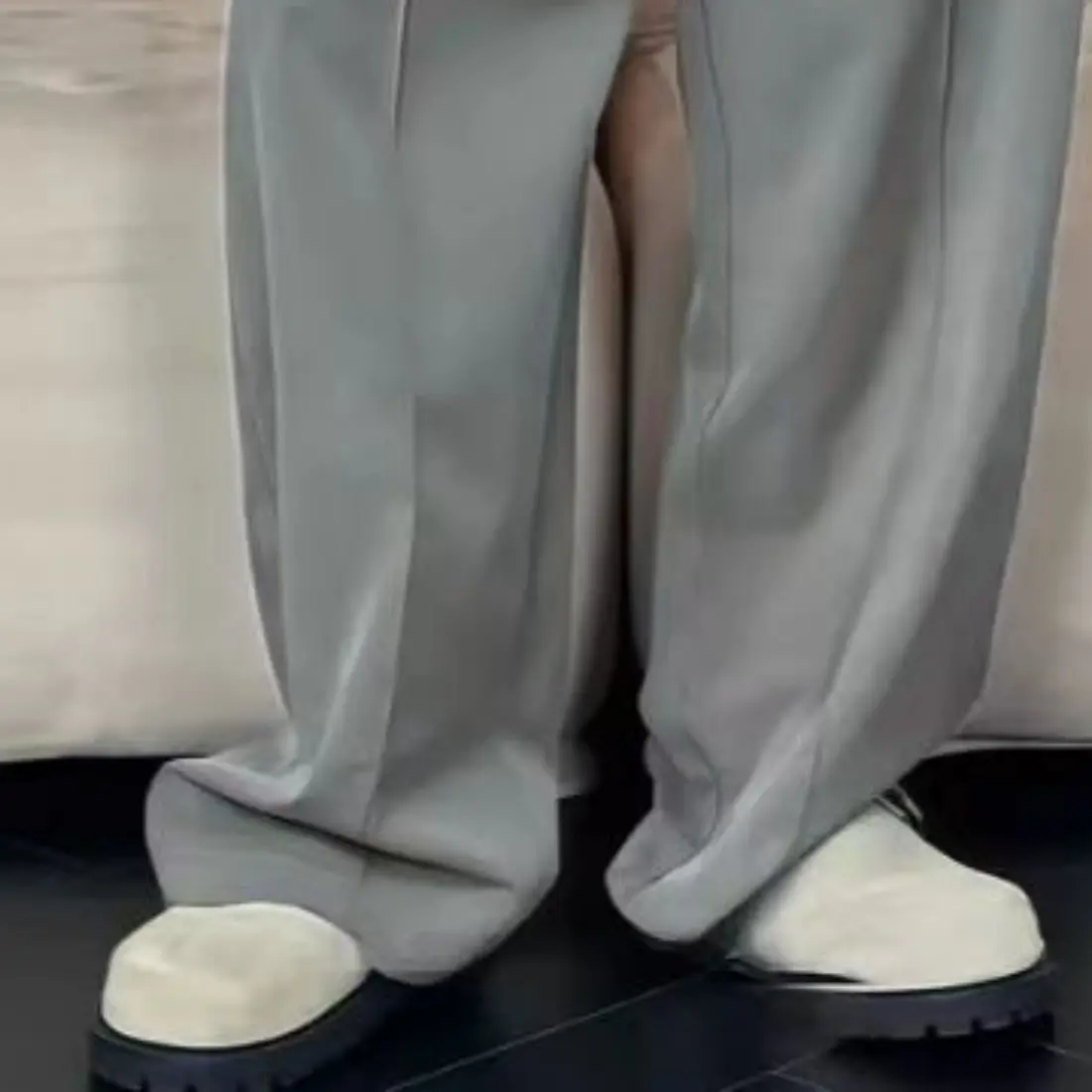 Men's Solid Color Pleated Loose Wide-Leg Dress Pants Relaxed Fit Draped Straight-Leg Trousers with Elastic Waistband & Slant Pockets for Commuting Business Travel All-Season Wear - Formal