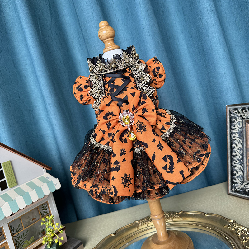 Halloween-Themed Pet Apparel