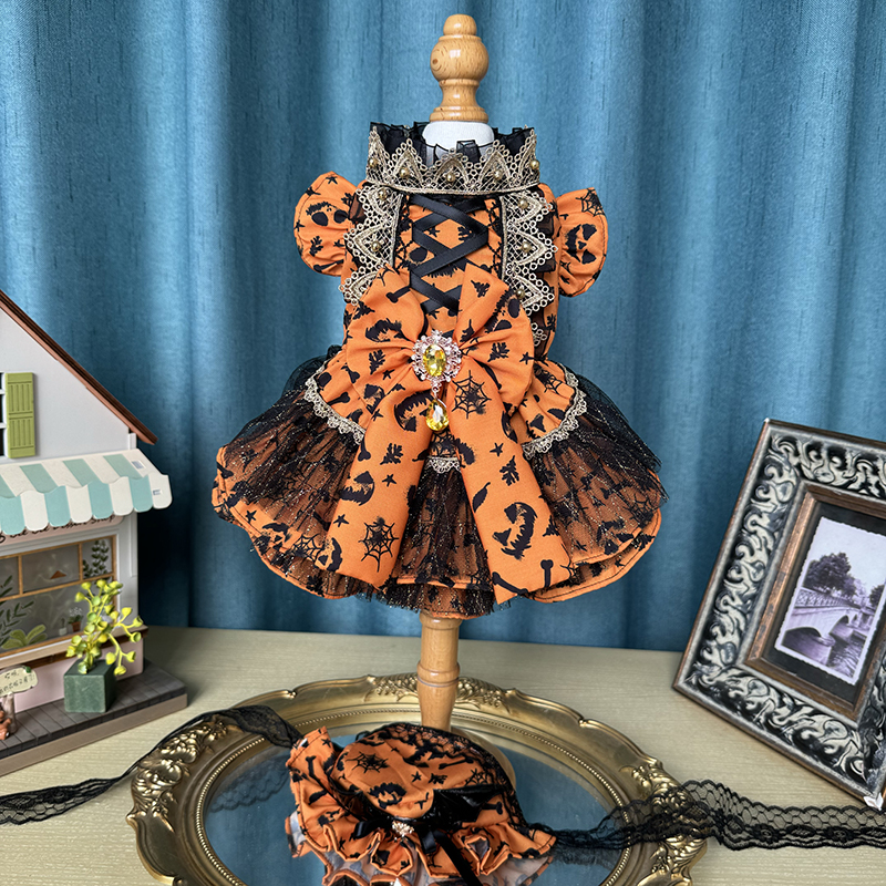 Halloween-Themed Pet Apparel