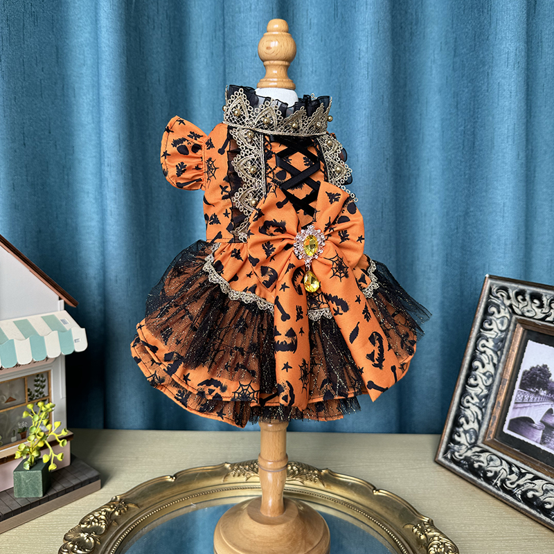 Halloween-Themed Pet Apparel
