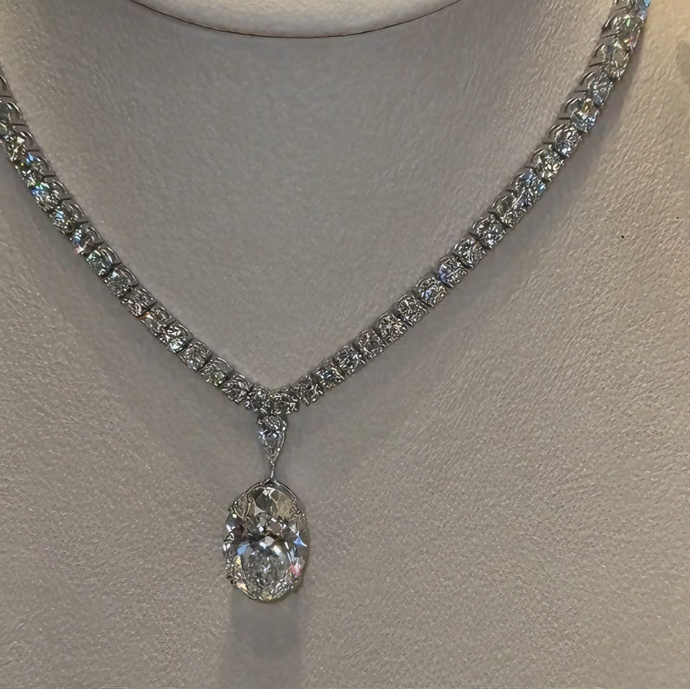 18.5ct Oval Cut White Sapphire Necklace